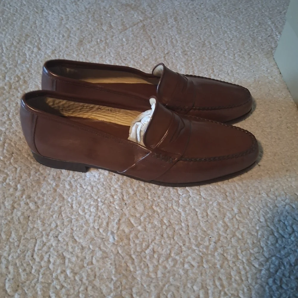 New Vintage Bruno Magli Keene  Brown Leather Slip-On Loafers
